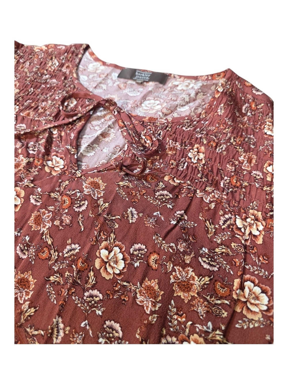 Berkley Jensen Boho Floral Smocked Blouse XXL Cocoa Rust Peasant Top Keyhole Tie